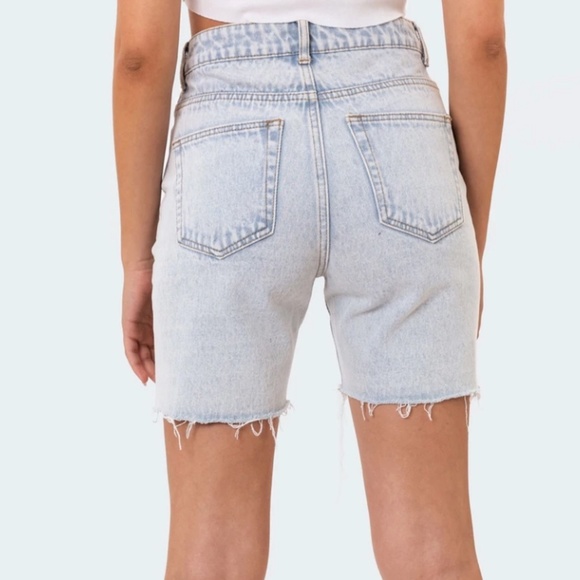NWT‼️ Edikted Bondi Biker Jean Shorts - Picture 4 of 9